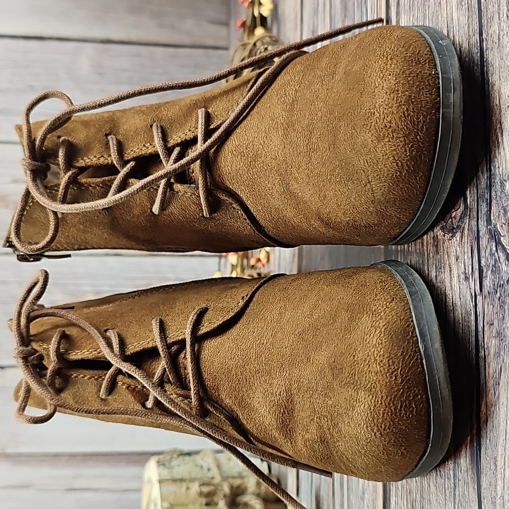 NIB AMERICAN RAG BAILEY CHESTNUT ANKLE ZIP WEDGE BOOTIES - Picture 2 of 12